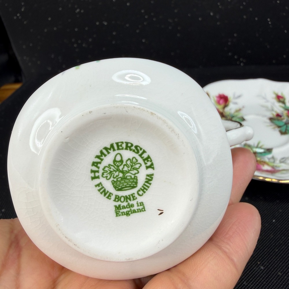 Hammersley Victorian Rose Fine Bone China Teacup Saucer Set Gold Gilt England - Picture 4 of 10